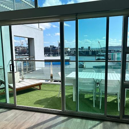 Spacious Penthouse With Spectacular Harbour Views! 奥克兰 外观 照片