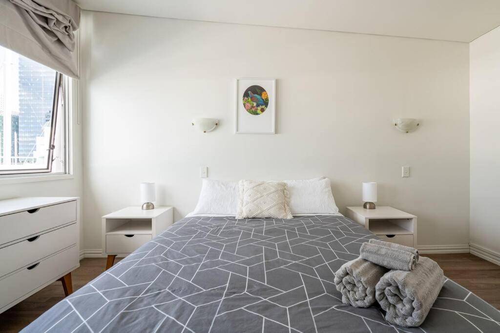 Spacious Penthouse With Spectacular Harbour Views! 奥克兰 外观 照片