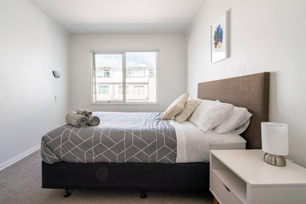 Spacious Penthouse With Spectacular Harbour Views! 奥克兰 外观 照片